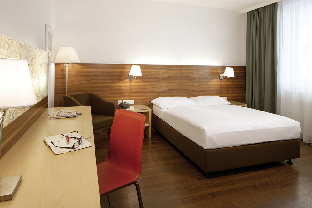 Austria Trend Hotel Beim Theresianum Wien מראה חיצוני תמונה
