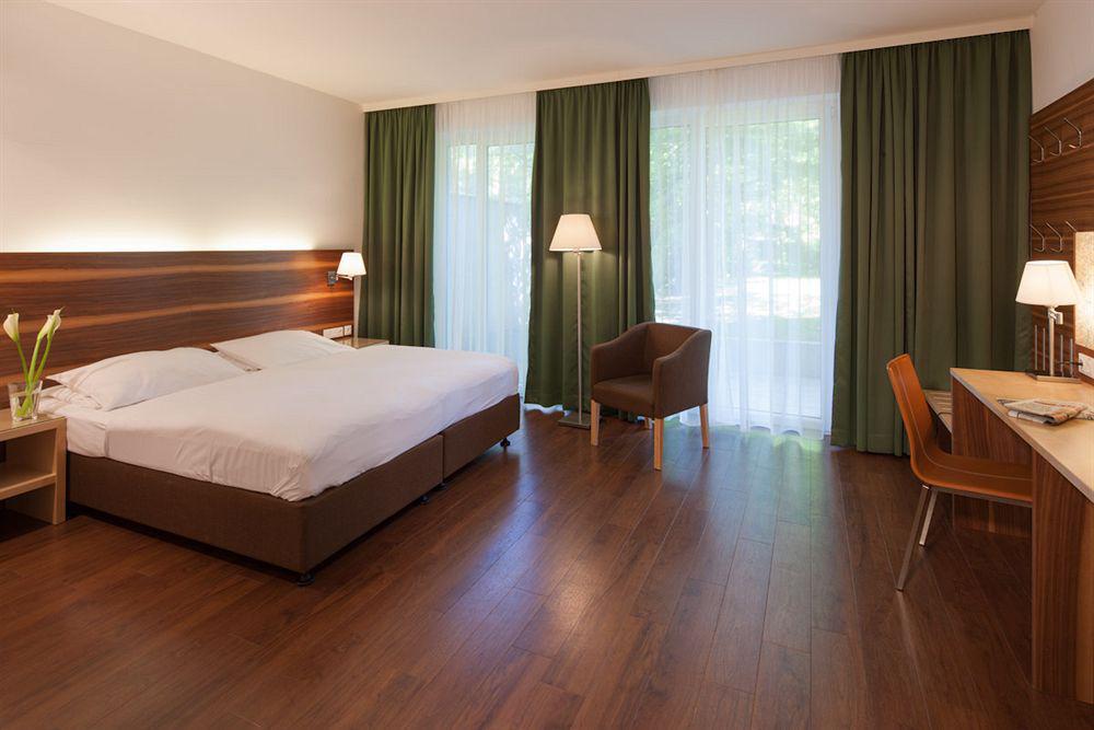 Austria Trend Hotel Beim Theresianum Wien חדר תמונה